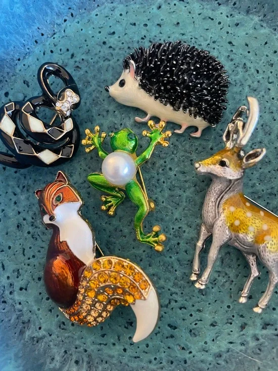 Woodland Animal Brooch Bundle Hedgehog Deer Fox Forest Cottagecore Jewelry Set - Picture 3 of 10